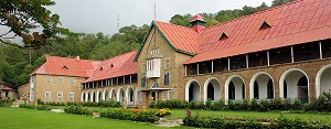 Senior School Main Block, Lawrence College